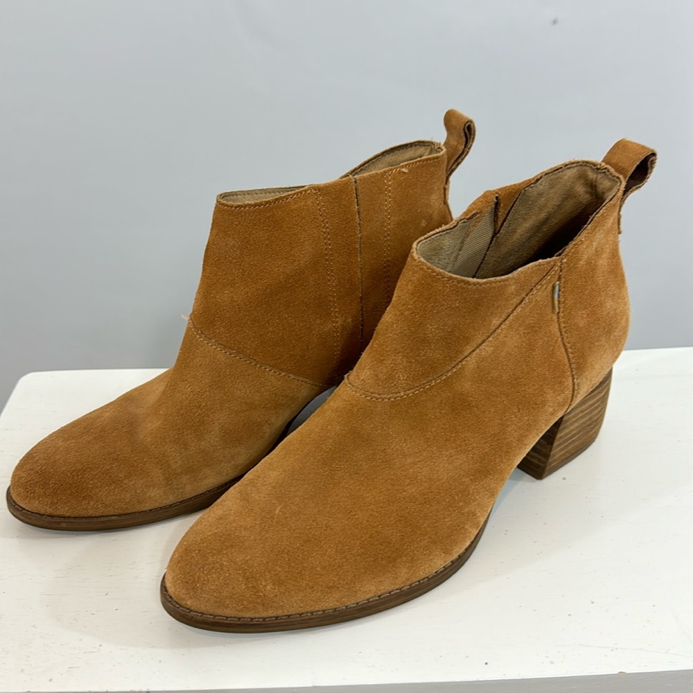 Toms Leilani Womens Brown Carmel Suede Zipper Ankle & Booties Boots, Size 8.5